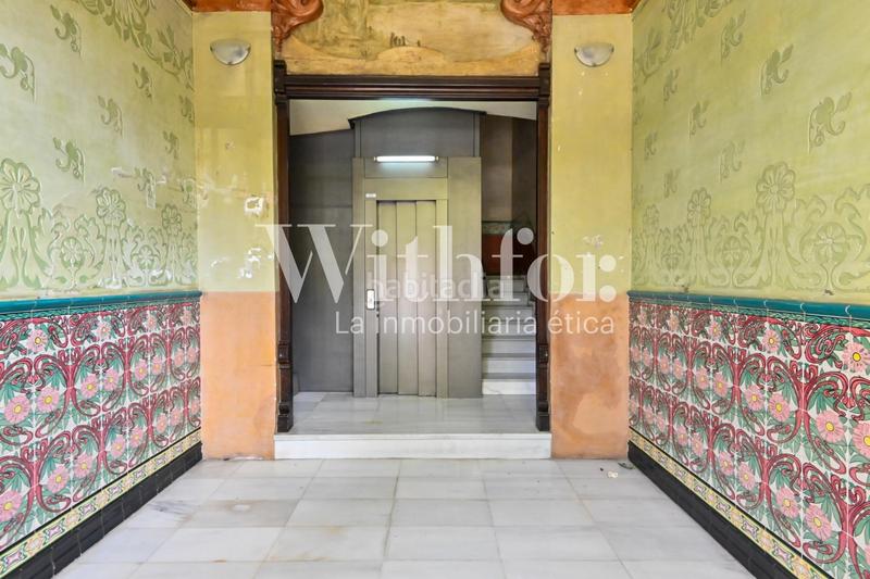 Foto c359eb0d-9ea9-4c72-b3a1-df8e8f9dc472. Piso the amiot en L´Antiga Esquerra de l´Eixample Barcelona