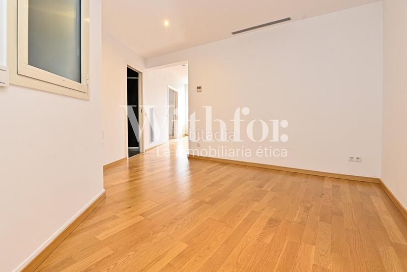 Foto ab25d3ff-f305-48b4-9447-d6125b97ae9f. Piso the antoine en L´Antiga Esquerra de l´Eixample Barcelona