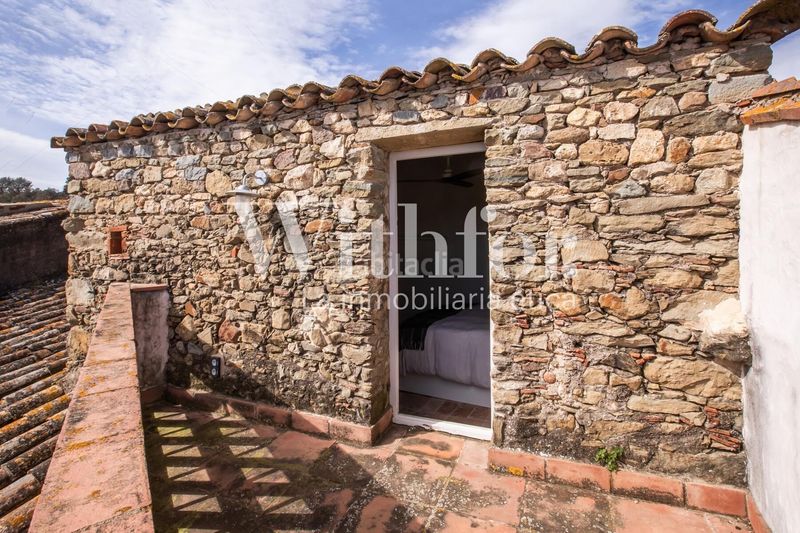 Foto 2c04b347-b635-462d-aa85-5ace5799e61d. Casa can masó en Pera (La)