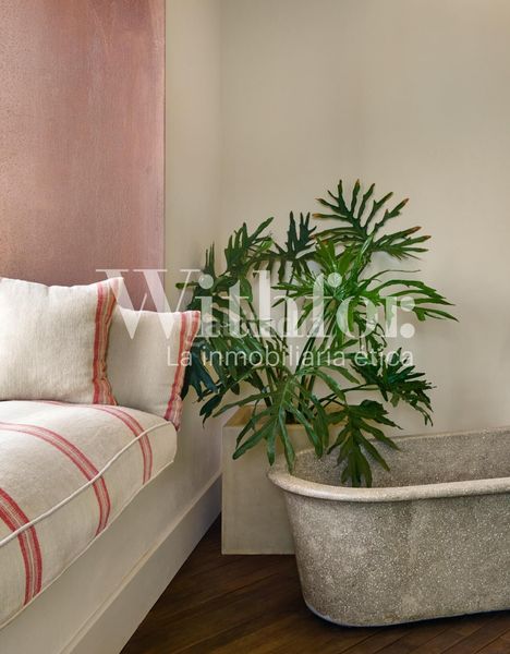 Foto ed7a613f-c76f-40c7-bd34-c4a62971a039. House with heating in Pera (La)