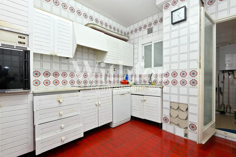 Foto 335b2c5d-6e4c-4bfe-b4cf-27df786813bb. Appartement avec chauffage dans La Nova Esquerra de l´Eixample Barcelona