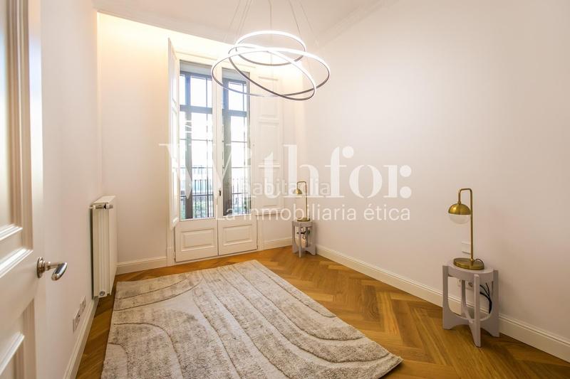 Foto 0b9f9dd1-2a25-4a53-b590-8eb9bf1649f4. Location appartement avec chauffage piscine dans Cortes-Huertas Madrid