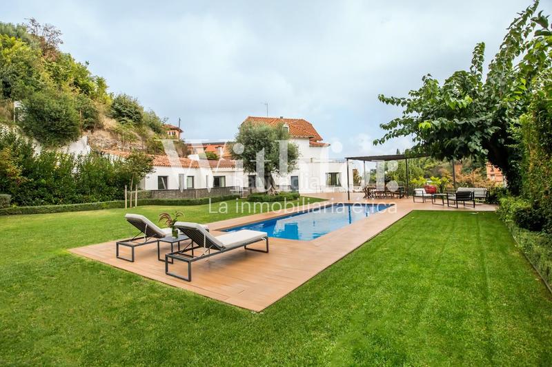 Foto b8ad12f0-76bd-4bd1-8acd-3b7fe545e267. Affitto casa con riscaldamento piscina in Sarrià Barcelona