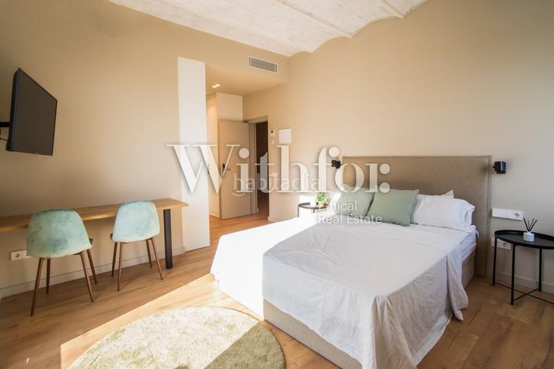 Foto 21274850-cf77-4215-8d49-e95521065f47. Lloguer casa amb calefacció piscina a Sarrià Barcelona