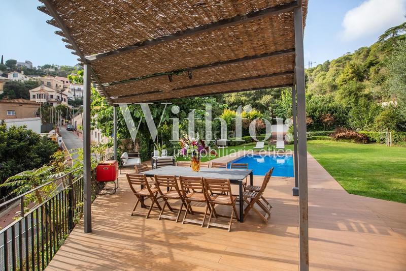 Foto 7e6014ea-b31d-4ffa-8b5c-198fd529fe77. Location maison avec chauffage piscine dans Sarrià Barcelona