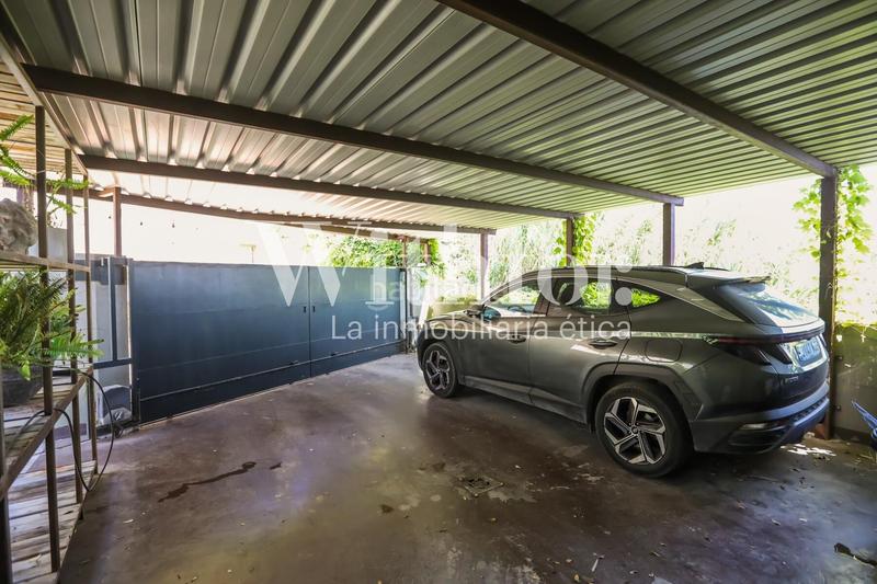 Foto 8dec263b-7d20-43c8-ba53-d0193c83f48a. Affitto chalet con riscaldamento parcheggio piscina in Barcelona