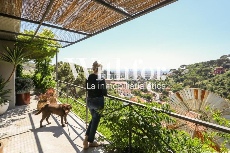 Foto a0958585-0581-4053-a212-33bd41e4aa61. Affitto chalet con riscaldamento parcheggio piscina in Barcelona