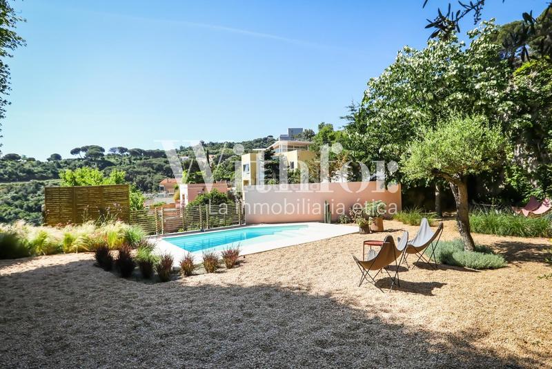 Foto dac23334-d1e3-4889-8d2d-f41afe6af8ea. Affitto chalet con riscaldamento parcheggio piscina in Barcelona