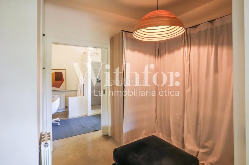 Foto 15463f14-4975-4e35-82e8-6d9da40a0be4. Location chalet avec chauffage parking piscine dans Barcelona