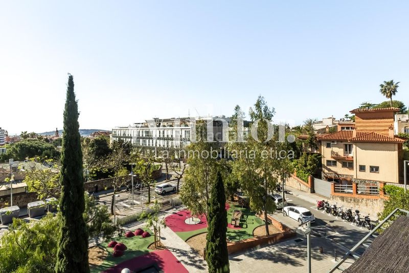 Foto 7e5a4f77-fab5-4050-bcf9-e6e8afc8da2d. Casa amb calefacció aparcament a Sant Gervasi - Bonanova Barcelona