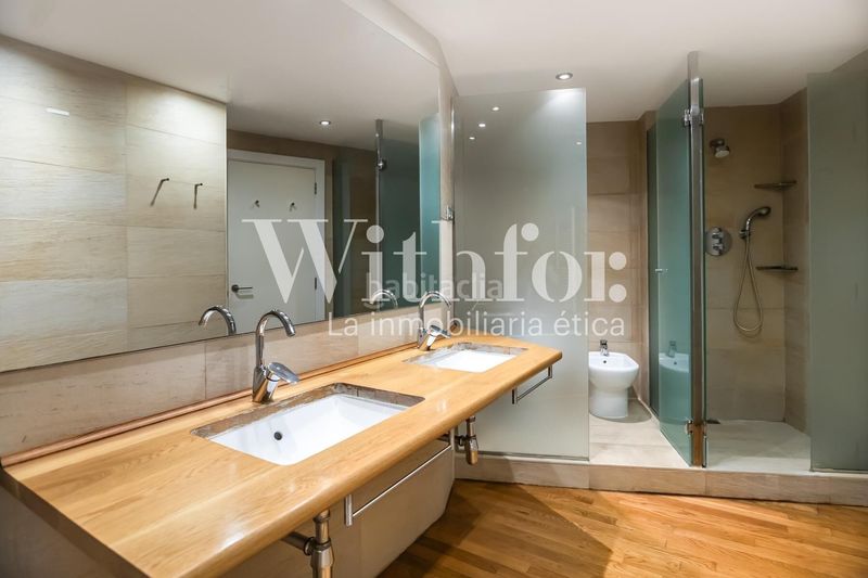 Foto 8c8d6fe6-a74d-43e1-95b6-4552fbdecbb6. Casa amb calefacció aparcament a Sant Gervasi - Bonanova Barcelona