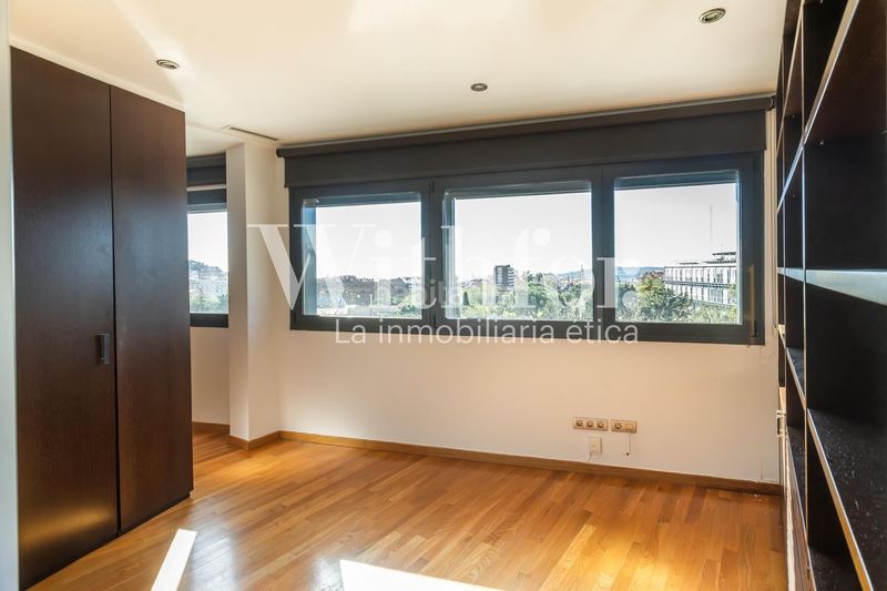 Foto 98678845-8e52-4a1e-9405-7097412ffe1f. Casa amb calefacció aparcament a Sant Gervasi - Bonanova Barcelona