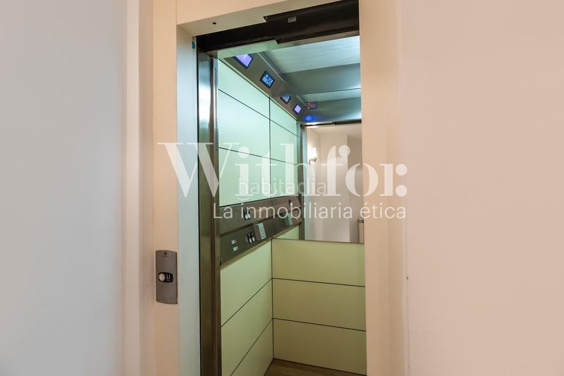 Foto c85666d7-ce3b-4acd-8b06-7cac31bc9fc3. Casa amb calefacció aparcament a Sant Gervasi - Bonanova Barcelona