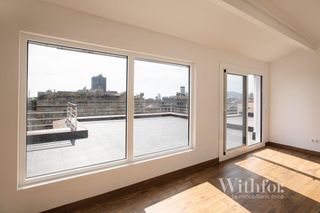 Location Attique  Gran vía gran via de les corts catalanes. The châtillon