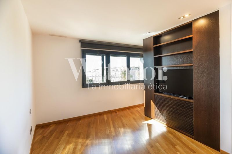 Foto 3825e719-d3e6-461a-a934-6556e3c67e4c. Àtic amb calefacció aparcament a Sant Gervasi - Bonanova Barcelona
