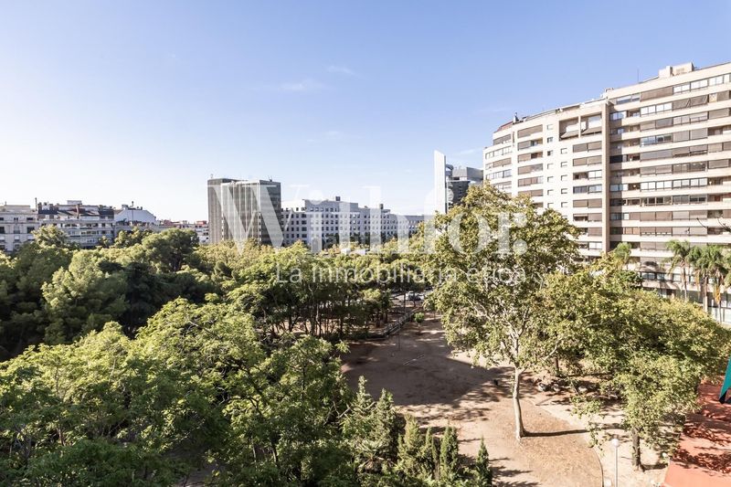 Foto 2c89dbf4-99ac-4b92-b610-48b2409863ab. Piso the bas en Sant Gervasi - Galvany Barcelona