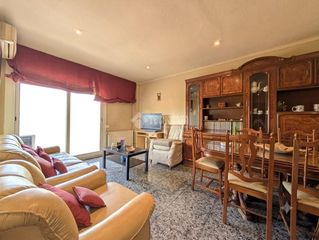 Etagenwohnung in Cerdanyola Sud. Piso en venta en mataró