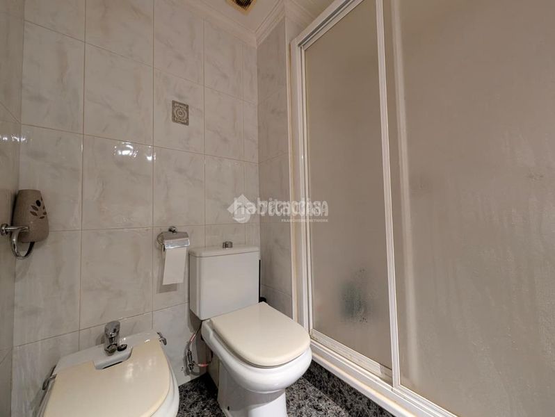 Foto e7711fb2-027c-42d1-b45e-13875623ba0f. Pis amb calefacció a Cerdanyola Sud Mataró