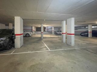 Alquiler Parking coche en Vinyets-Molí Vell. Plaza de parking - jto pza catalunya