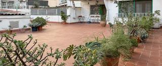 Pis a Vinyets-Molí Vell. Gran vivienda de 120 m2 con terraza de 80 m2 a nivel, con muchas