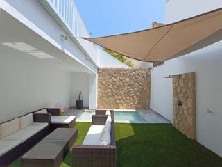 Semi detached house in Alaró. Chalet adosado reformado en alaró