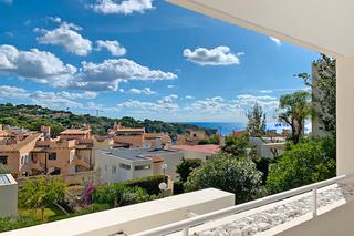 Apartment in Santa Ponça. Apartamento renovado con vistas parciales al mar en nova santa p