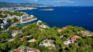 Casa a Cala Vinyes. Villa para reformar en cala vinyes