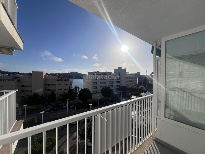 Foto 05035881-0603-4492-9112-fad3d25d039d. Alquiler apartamento moderno apartamento al lado de la playa en santa ponsa en Calvià