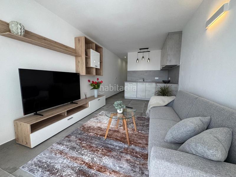 Foto ad4f3336-e9ae-450c-8260-40231dadd2f7. Alquiler apartamento moderno apartamento al lado de la playa en santa ponsa en Calvià