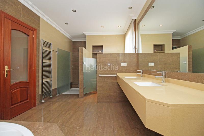 Foto e146aa89-4d72-47c8-988f-41b29e806922. Casa con riscaldamento in Costa de la Calma Calvià