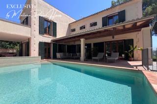 Casa a Santa Ponça. Maravillosa villa mediterránea cerca del club náutico de santa p