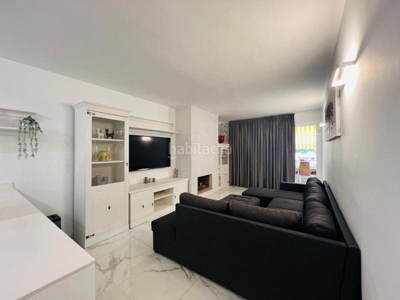 Foto ae7319aa-6f79-43bf-b043-5df2cd2ae0f1. Apartamento  renovado con vistas parciales al mar en nova santa ponsa en Calvià