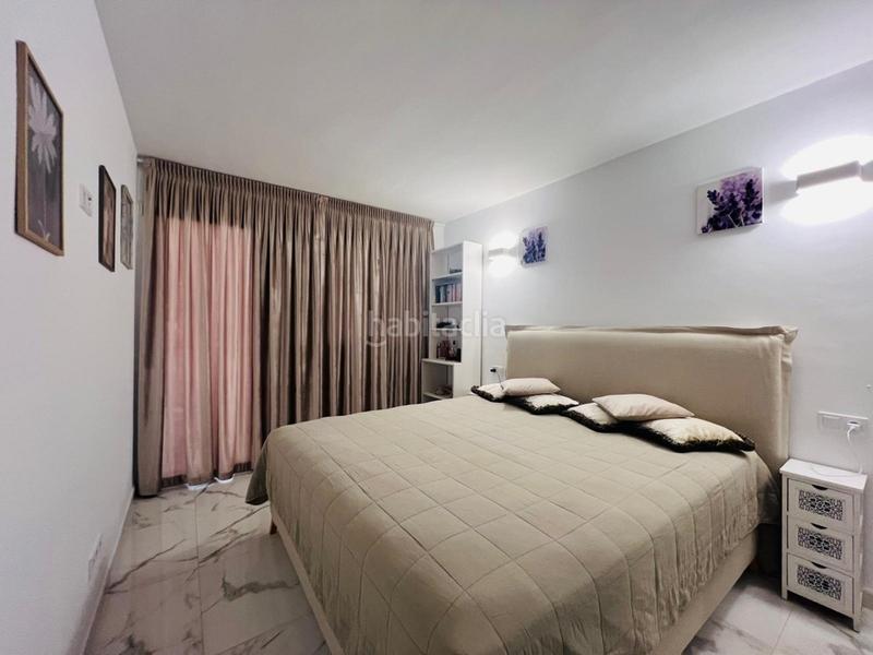 Foto cb40271b-f0b1-4017-b608-08495ae2aa7e. Apartamento  renovado con vistas parciales al mar en nova santa ponsa en Calvià