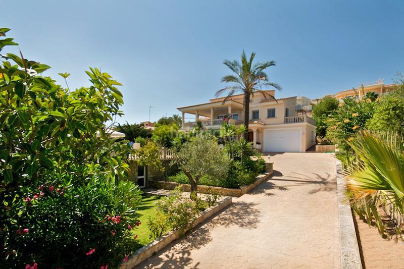 Foto 283d67b2-3263-4f18-9875-b2e6f821fa83. Lloguer casa amb aparcament a Santa Ponça Calvià