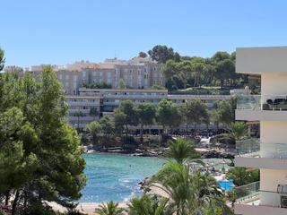 Appartement à Calvià Poble. Espectacular apartamento renovado con vistas al mar en cala viny