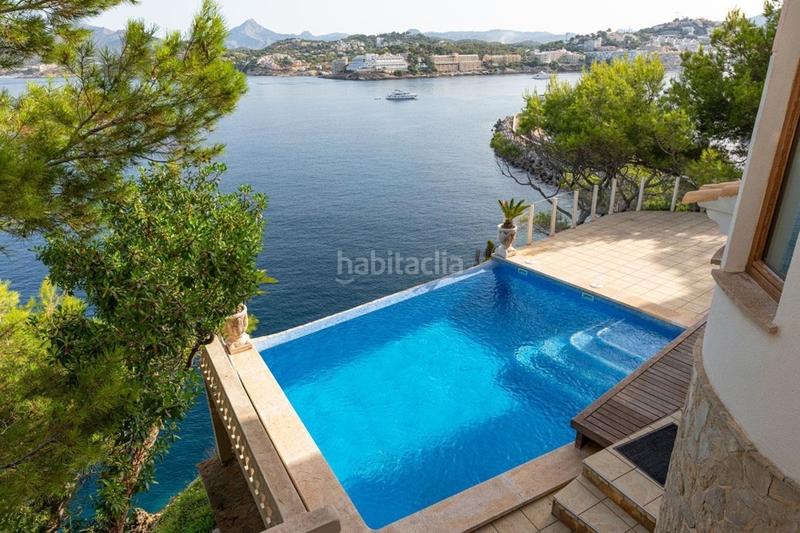 Foto 06b0ff18-212f-4c0f-bc71-c819fbdbcea3. Casa villa en primera línea de mar en Santa Ponça en Calvià