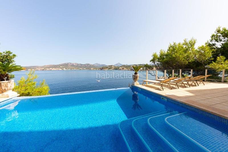 Foto f0626b84-1393-4223-9ce6-0c11a48f9bd9. Casa villa en primera línea de mar en Santa Ponça en Calvià