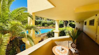 Apartament a Calvià Poble. Ático exclusivo con vistas al mar en cala vinyes
