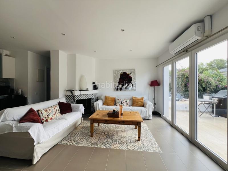 Foto 9025005c-67e4-4431-bedc-78827a398963. Location maison avec piscine dans Costa de la Calma Calvià