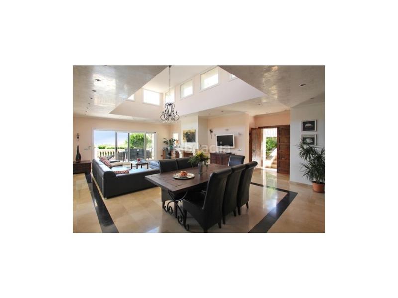 Foto 3d11a46e-af07-42eb-8b38-e194bfbc6729. Miete haus mit pool in Costa de la Calma Calvià