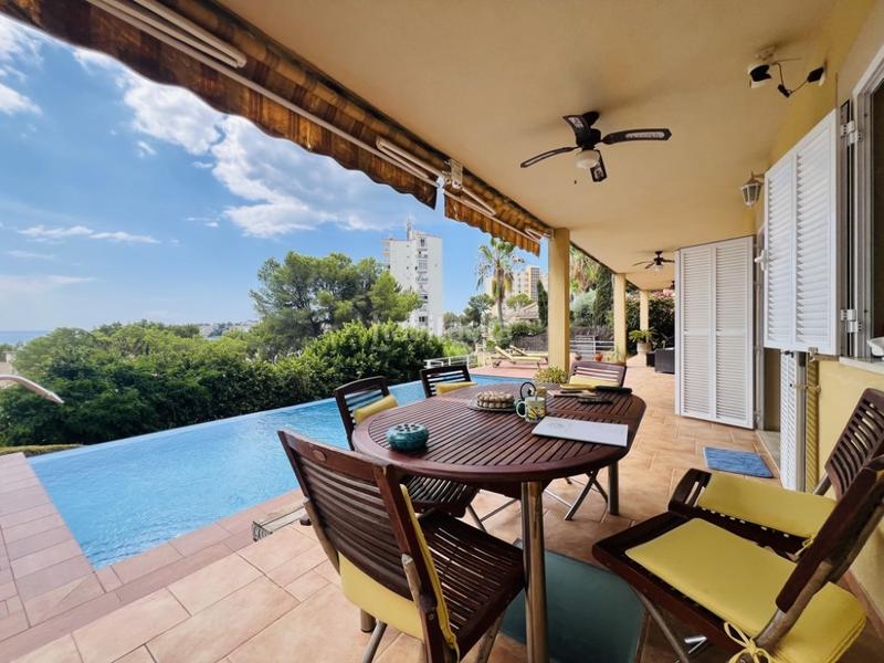 Foto bf57b80a-01ae-4578-9323-7d47bca6fd03. Casa amb aparcament piscina a Palmanova Calvià