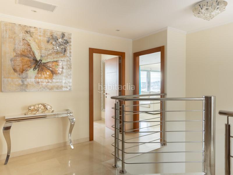 Foto 8099d1f1-3123-4d47-a28d-f1801ff8d38d. Casa amb piscina a Costa de la Calma Calvià