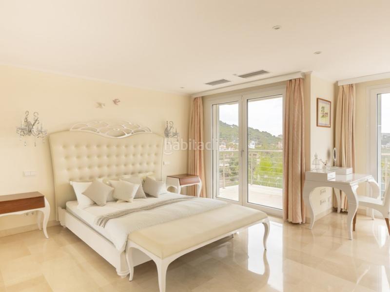 Foto f19447a8-07d2-4288-9afc-28a1f0f3a160. Casa amb piscina a Costa de la Calma Calvià