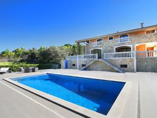 Haus in Santa María del Camí. Lujosa finca de piedra natural con fantásticas vistas en santa m