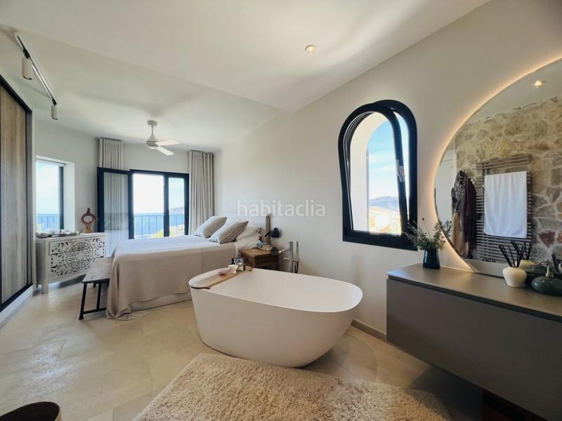 Foto 706a8bed-7b6b-40f1-930e-f06a35a4dc87. Casa fantástica casa adosada con impresionantes vistas al mar en nova santa ponsa en Calvià