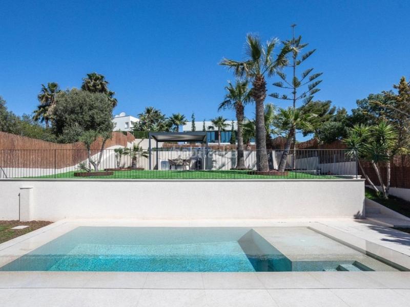 Foto 1d0cba5e-5bf4-4c90-9b9c-df77149ba2b4. Casa amb piscina a Santa Ponça Calvià