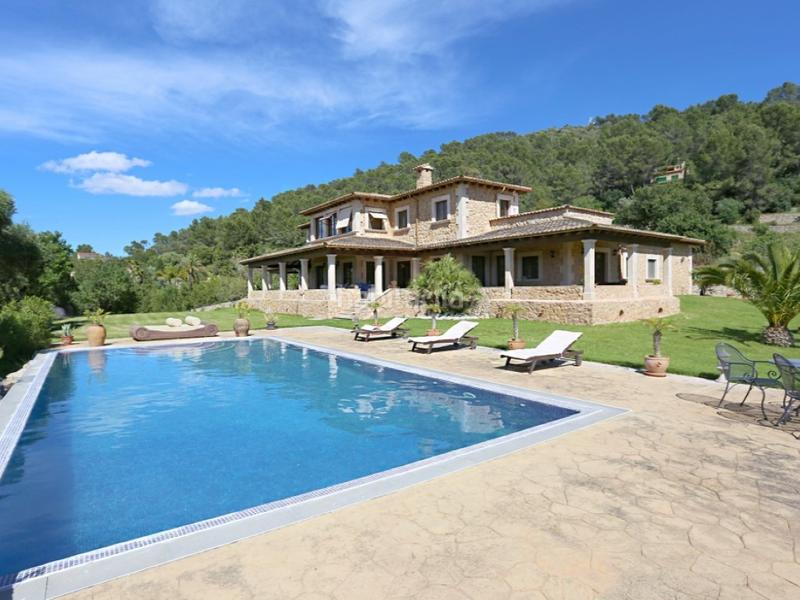 Foto e6da6eb8-c4f6-4a12-801a-cb1455f14c29. Haus mit pool in Centro Inca