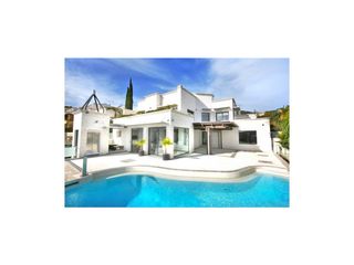 Miete Haus in Portals Nous. Lujosa villa de diseño con fantásticas vistas al mar en bendinat