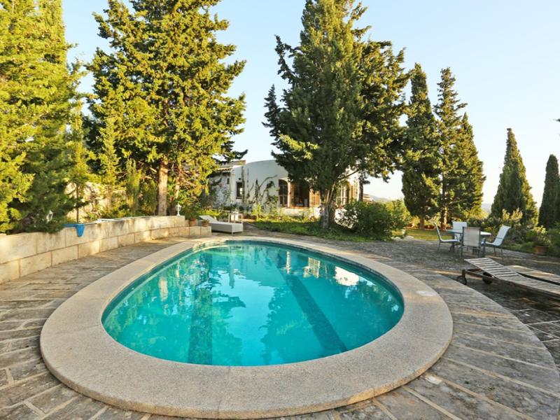 Foto eb03f34f-8db4-4911-87ce-9e3dda9489e2. Casa con piscina in Calvià poble Calvià