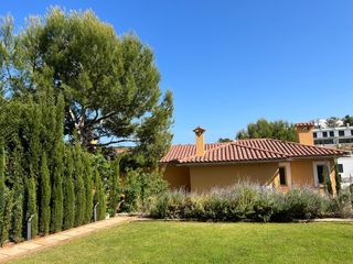 Location Maison jumelée à Cala Vinyes. Chalet adosado con vistas al mar en cala vinyes